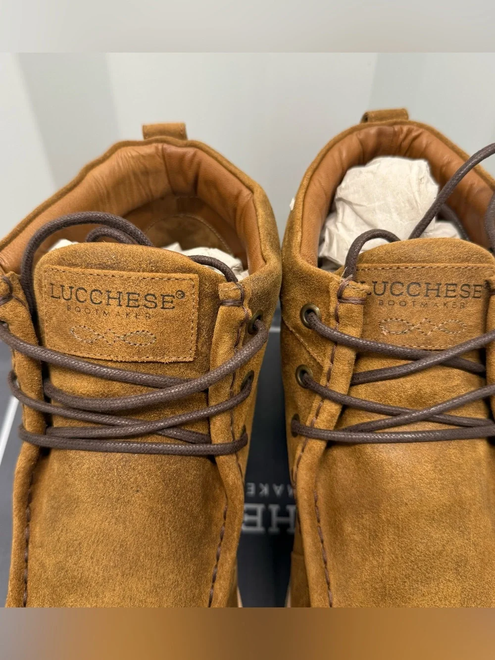 Lucchese Shoes Men’s Suede Vibram Vi-Lite Eye Chukka Size 11.5 Cognac NIB